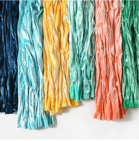 Natural folds Highly saturated colors fleece fabric